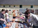 2012_TidH-Tafeln kleben_5