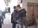 2013_TidH-Tafeln-kleben_28