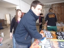 2013_TidH-Tafeln-kleben_78